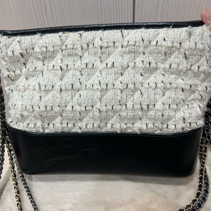 Chanel 中號 粗花毛呢流浪包-1