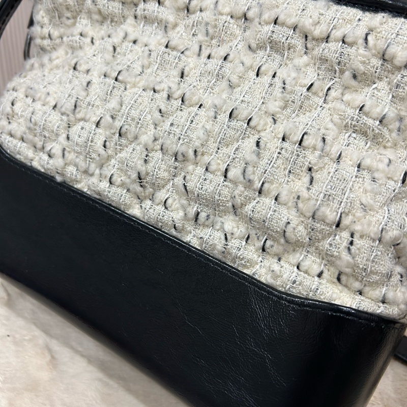 Chanel 中號 粗花毛呢流浪包-10