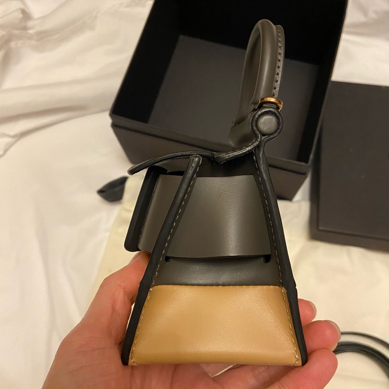 BOYY Karl Surreal mini 牛皮手提包｜PopChill 拍拍圈