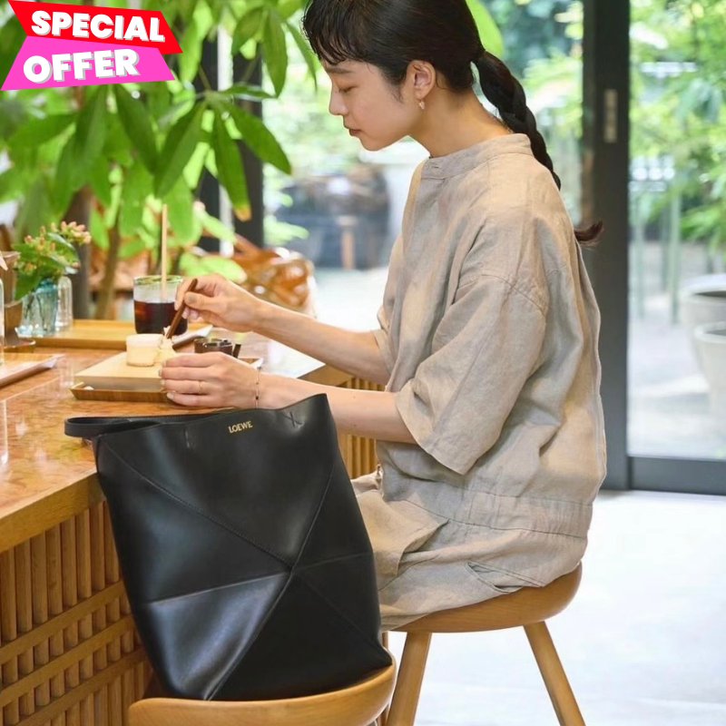 🎉新品好折扣✨Loewe 亮面小羊皮 中款 Puzzle 折疊托特包 黑色-7