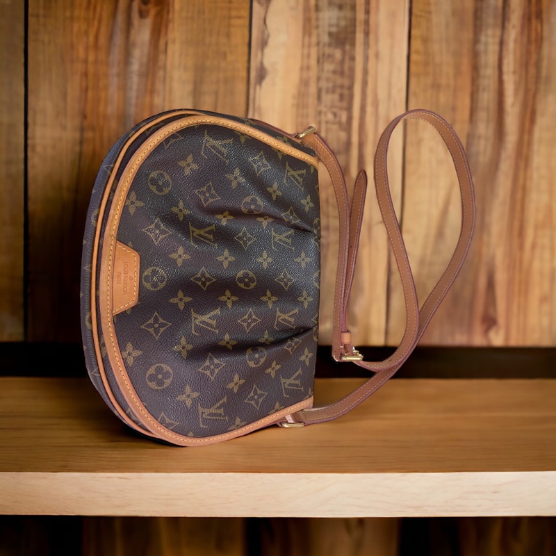 Louis Vuitton 抓皺包 LV老花/斜背包/翻蓋包-6