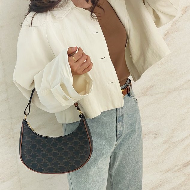 Celine 老花 Ava Triomphe 凱旋門牛角包《2024季度商品》-4