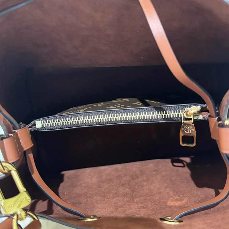 Louis Vuitton LV NeoNoe MM咖啡色老花水桶包-3