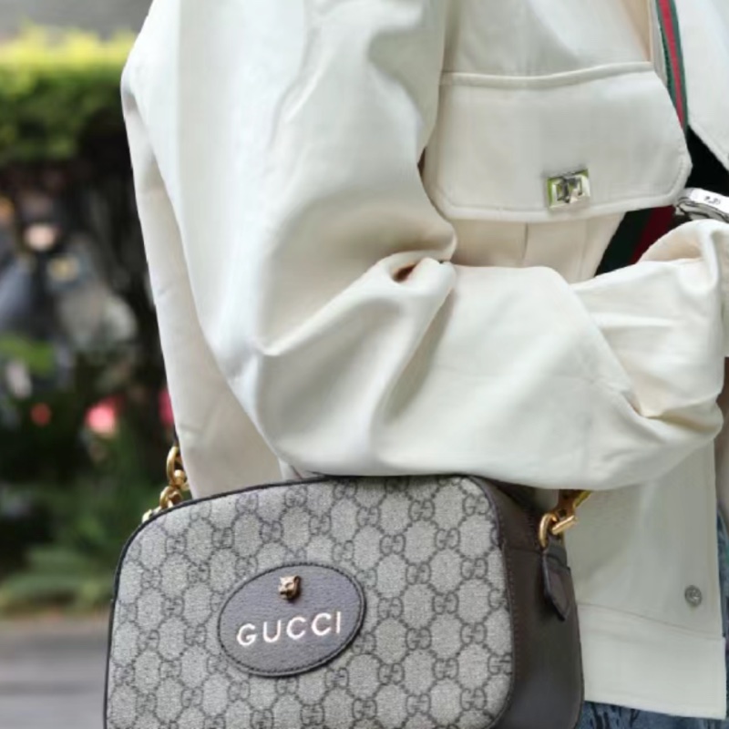 Gucci虎頭相機包-9