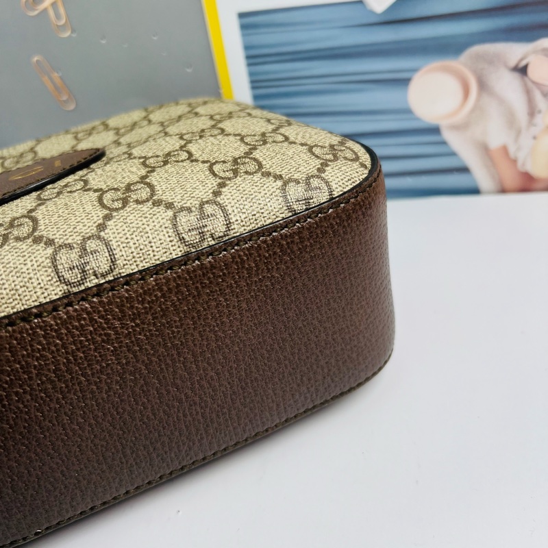 Gucci虎頭相機包-12