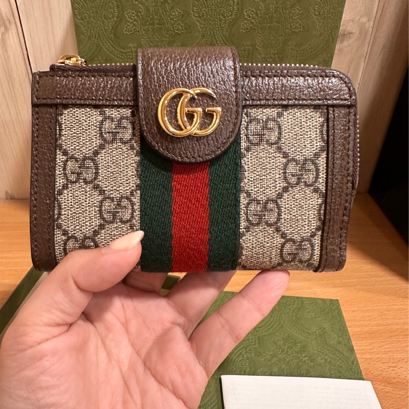 Gucci 實用短夾-0