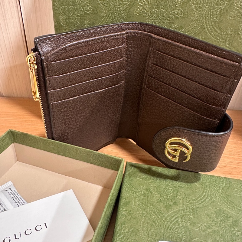 Gucci 實用短夾-8