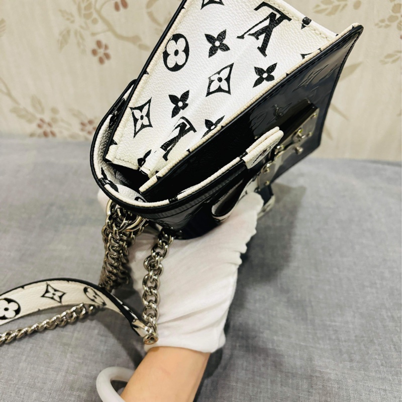 【哥吉拉精品時尚】LV 達芙妮 黑白老花款 全新閒置品-11
