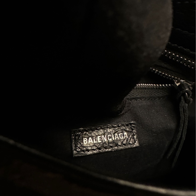 BALENCIAGA 巴黎世家Mini City銀釦機車包-15