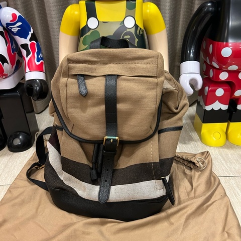 Burberry後背包 帆布經典花紋