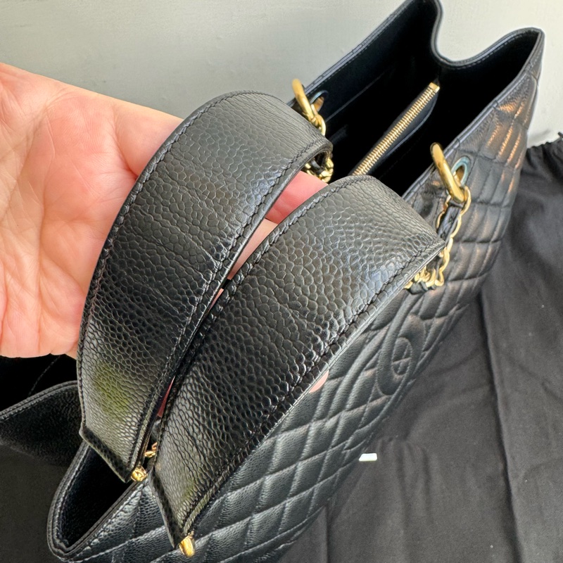 chanel黑色金釦荔枝紋GST GM-6