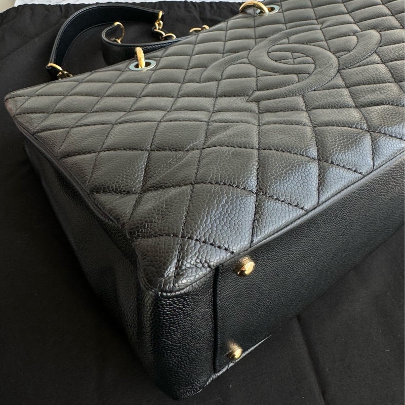 chanel黑色金釦荔枝紋GST GM-8