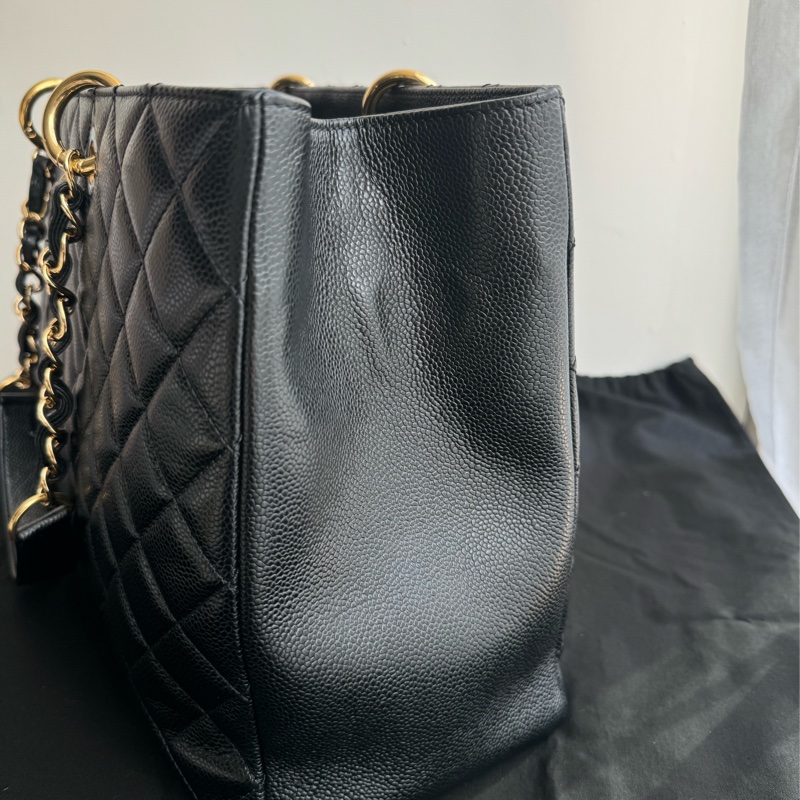 chanel黑色金釦荔枝紋GST GM-11