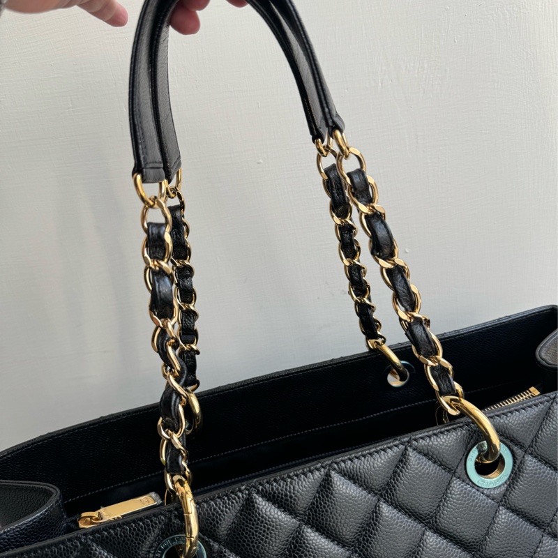 chanel黑色金釦荔枝紋GST GM-12