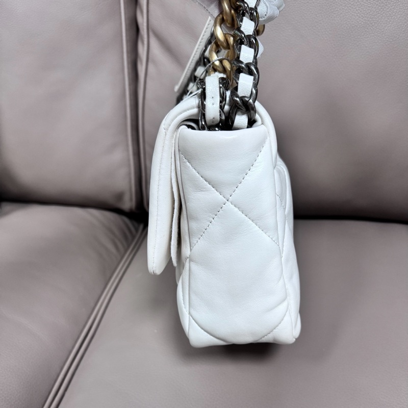 Chanel 19 bag 白色-2