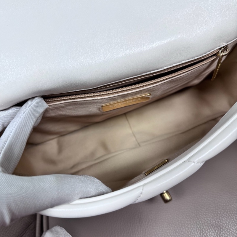 Chanel 19 bag 白色-6