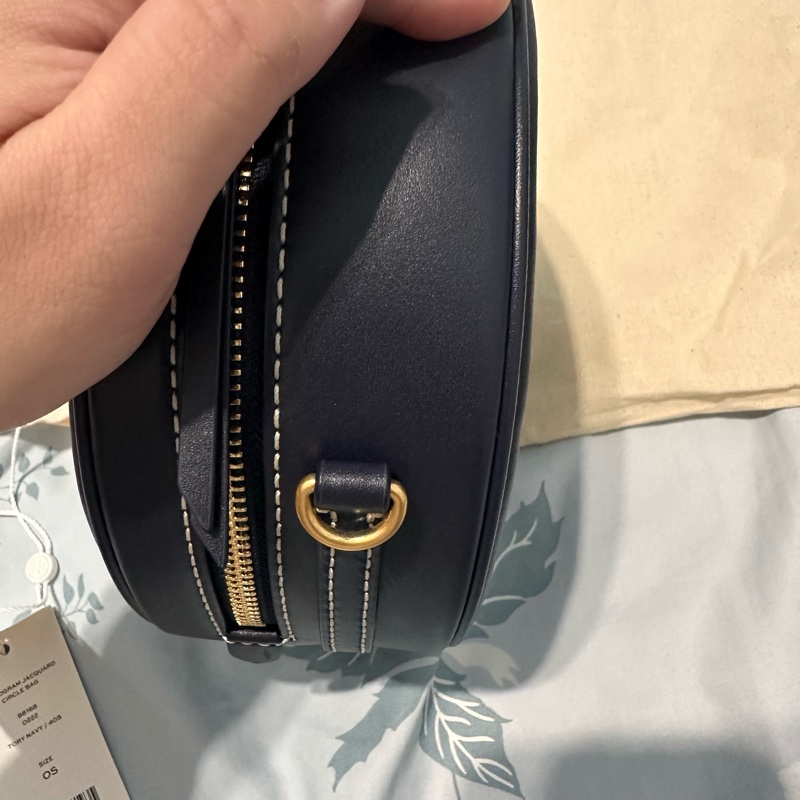 Tory Burch T monogram 專櫃款 藍老花 圓餅包 大顆 大手機中夾可入 熱門包款-14