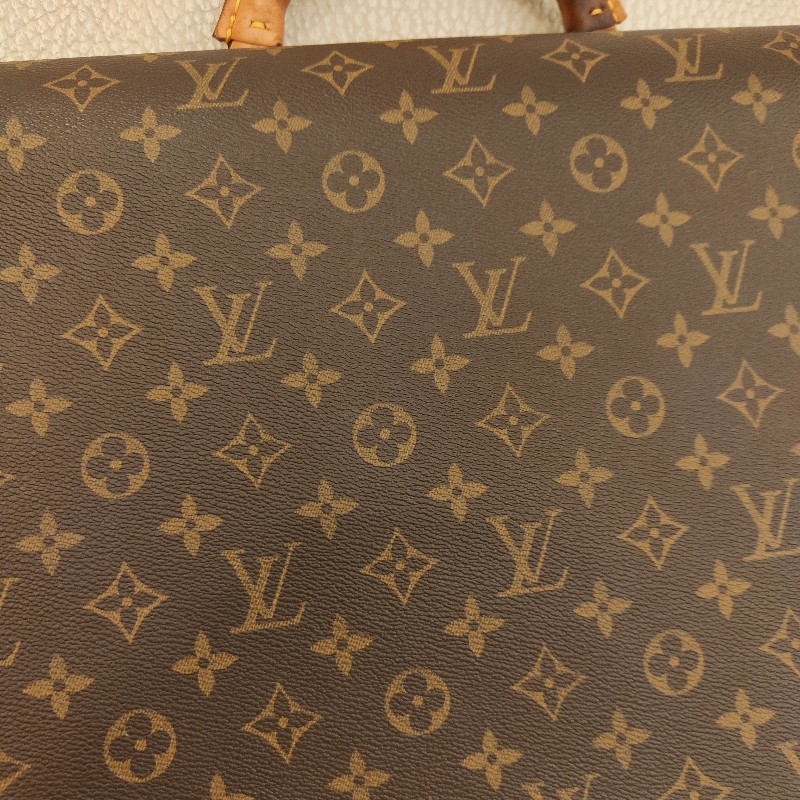 LV經典老花牛皮公事包-10
