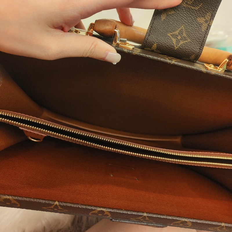 LV經典老花牛皮公事包-14