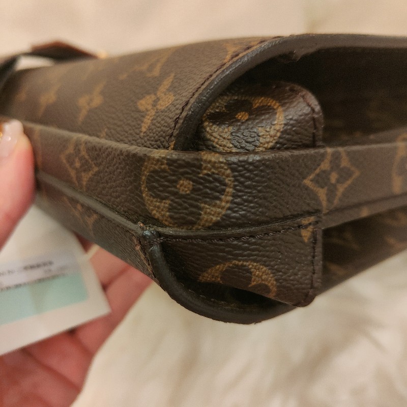 LV經典老花牛皮公事包-16