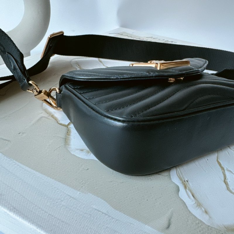 LV New Wave Multi-Pochette 絎縫小牛皮二合一斜背包 M56461-3