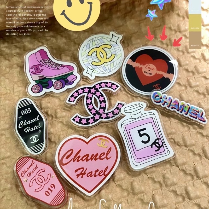 Chanel 壓克力球鞋胸針-2