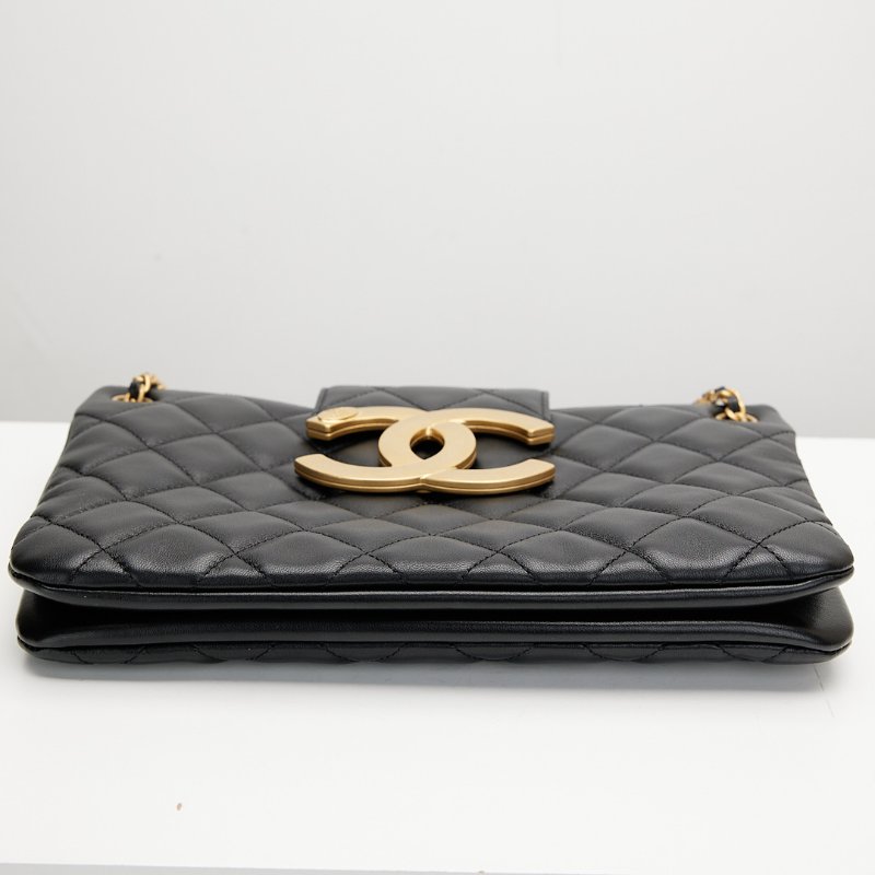 Chanel 24C 大logo法棍鍊條包-10