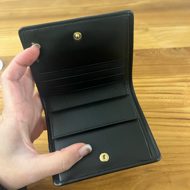 全新Matelassé納帕軟皮短錢包-2