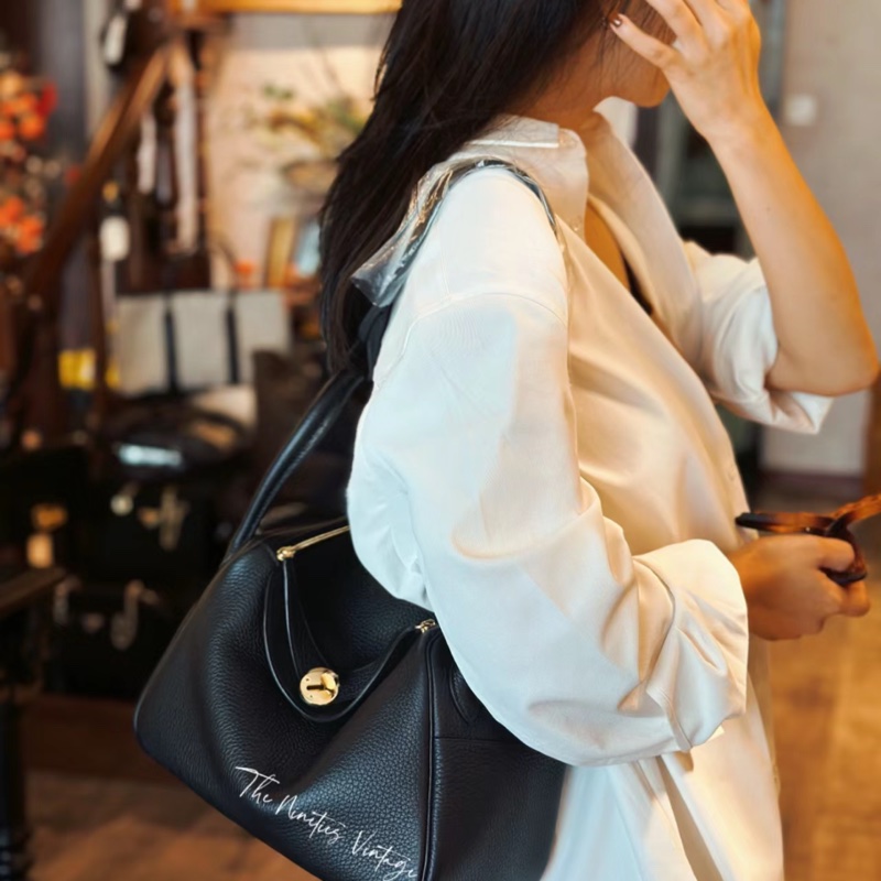 Hermes Lindy 26 (黑金tc皮)-4