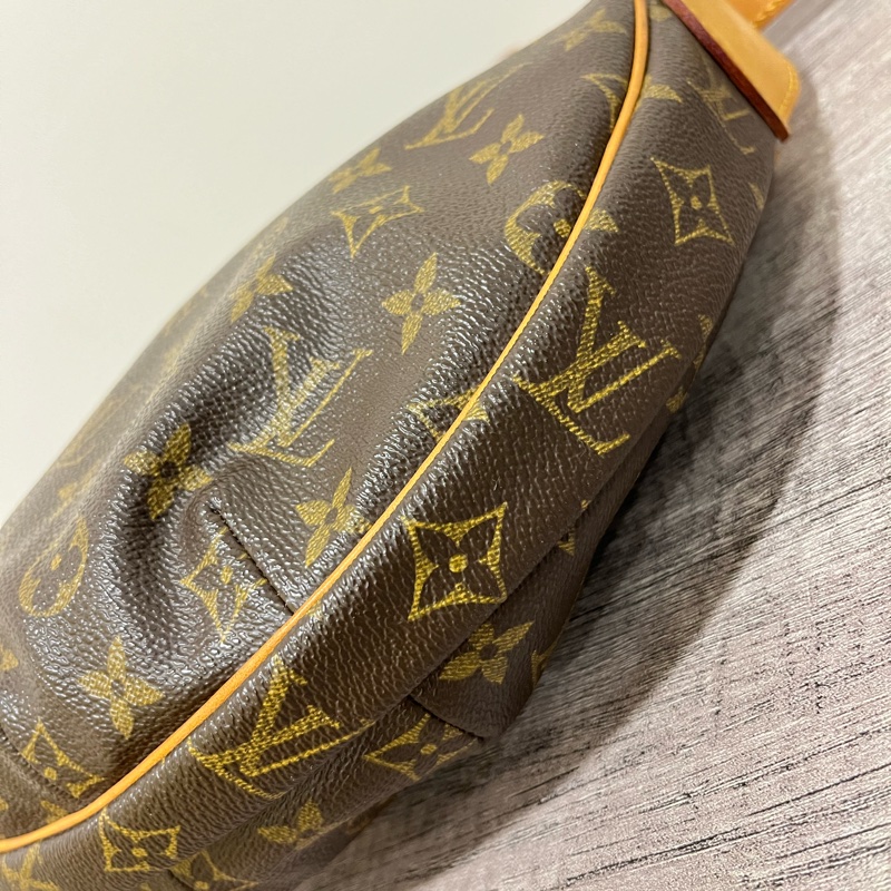 LV 經典老花可頌包/豌豆包-9