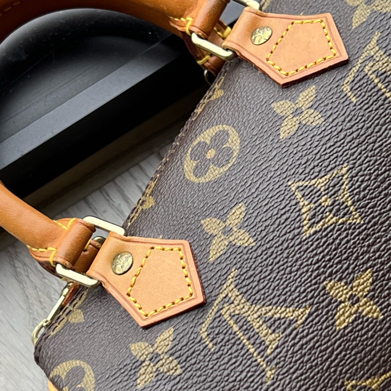 二手狀況良好 Louis Vuitton LV Mini Speedy HL-10