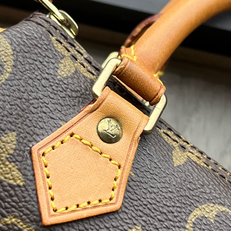二手狀況良好 Louis Vuitton LV Mini Speedy HL-21