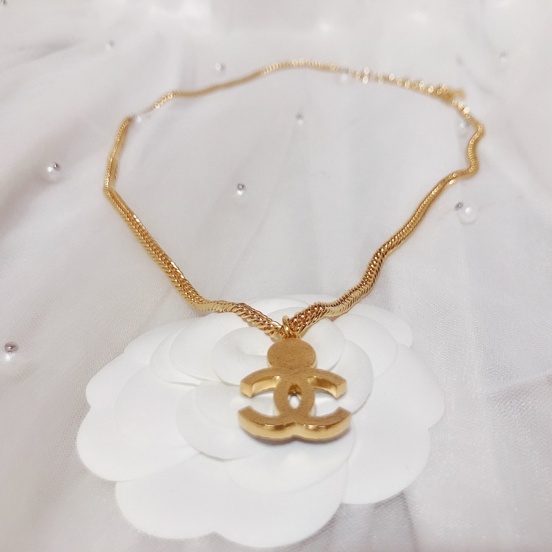 CHANEL 香奈兒 小香 24P 新款 牛仔雙C logo 金色 星星圈圈 項鍊 全新-3
