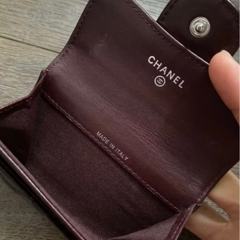 真品 正品 CHANEL 亮面小羊皮 扣蓋零錢卡片夾-2