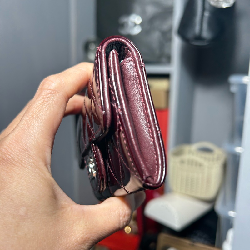 真品 正品 CHANEL 亮面小羊皮 扣蓋零錢卡片夾-4