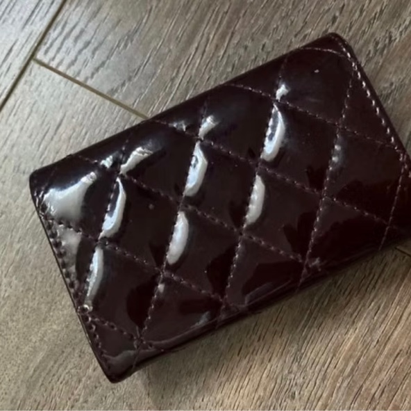 真品 正品 CHANEL 亮面小羊皮 扣蓋零錢卡片夾-7