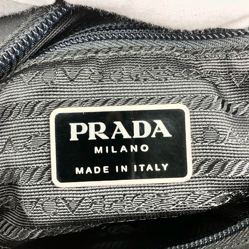 ⁺⊹古董精品⊹⁺┇PRADA 黑金三角通勤包單肩包✦-4