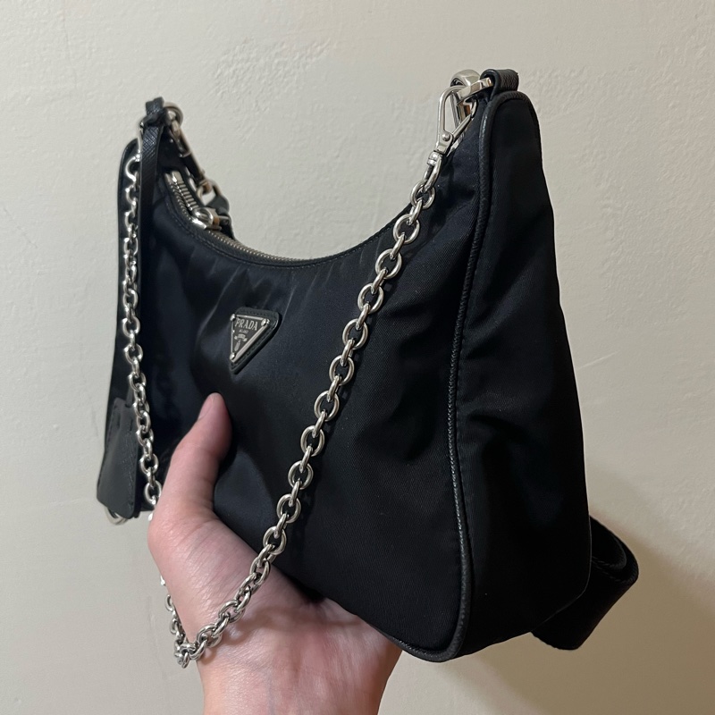 Prada 三合一hobo 100%正品 美包狀況佳-8