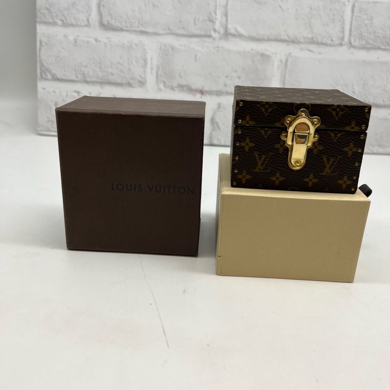 LOUIS VUITTON LV 原花迷你珠寶首飾盒 M21010-2