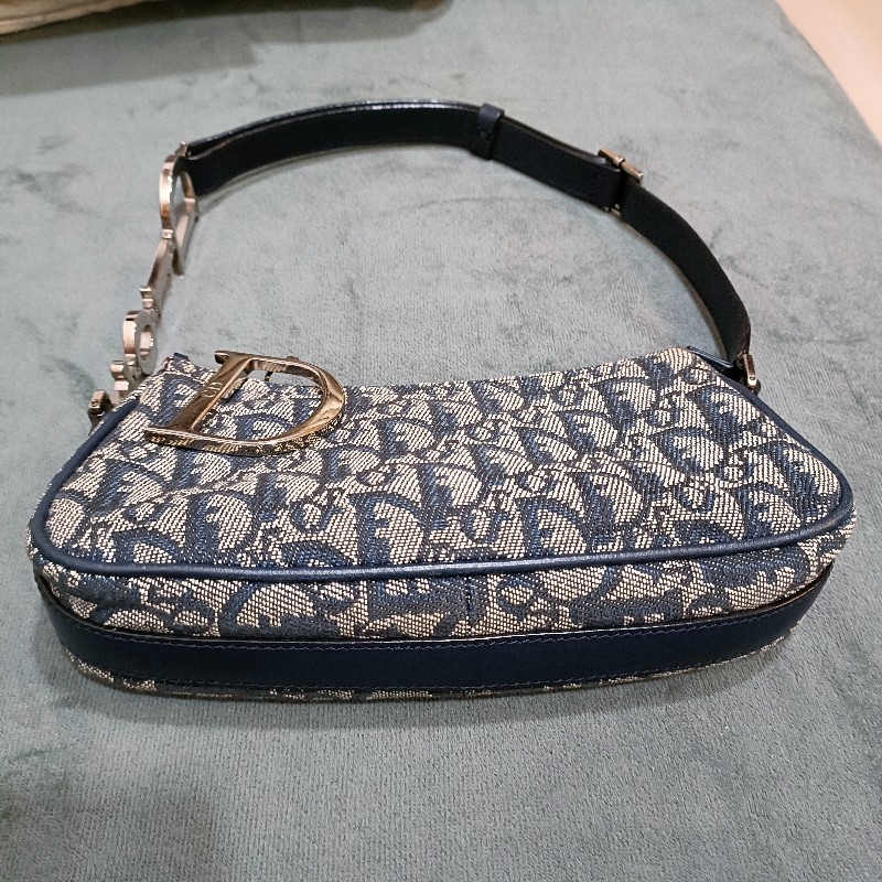 Dior vintage 老花大D扣腋下包-3