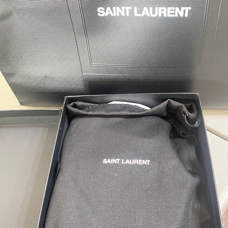 SAINT LAURENT  YSL MONOGRAM粒面壓紋皮革小型信封錢包-4