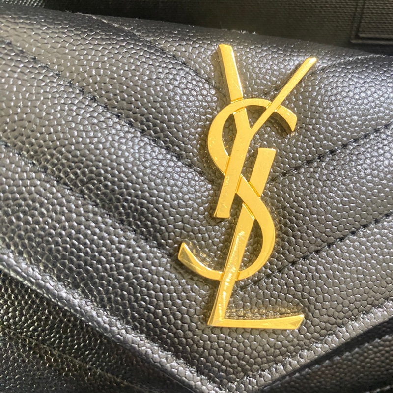 SAINT LAURENT  YSL MONOGRAM粒面壓紋皮革小型信封錢包-10