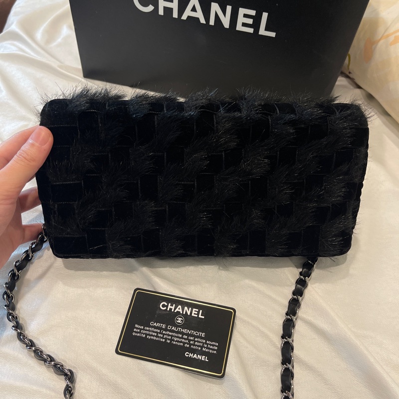 稀有毛草拼接工藝🏅超美釋出❤️❤️❤️ 香奈兒黑色拼接毛草鏈帶包 稀有毛草拼接翻蓋肩背包-7
