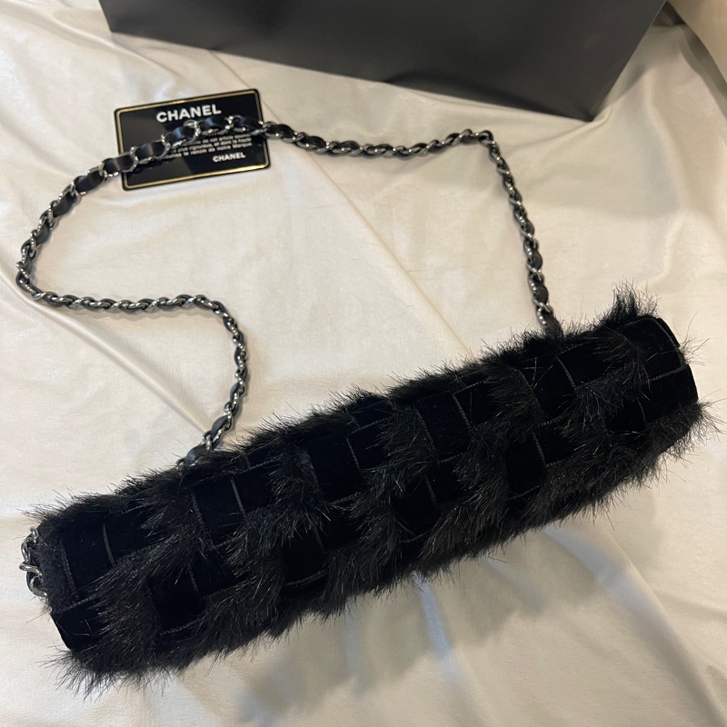 稀有毛草拼接工藝🏅超美釋出❤️❤️❤️ 香奈兒黑色拼接毛草鏈帶包 稀有毛草拼接翻蓋肩背包-8