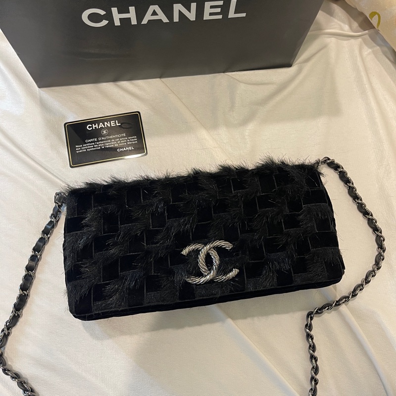 稀有毛草拼接工藝🏅超美釋出❤️❤️❤️ 香奈兒黑色拼接毛草鏈帶包 稀有毛草拼接翻蓋肩背包-19