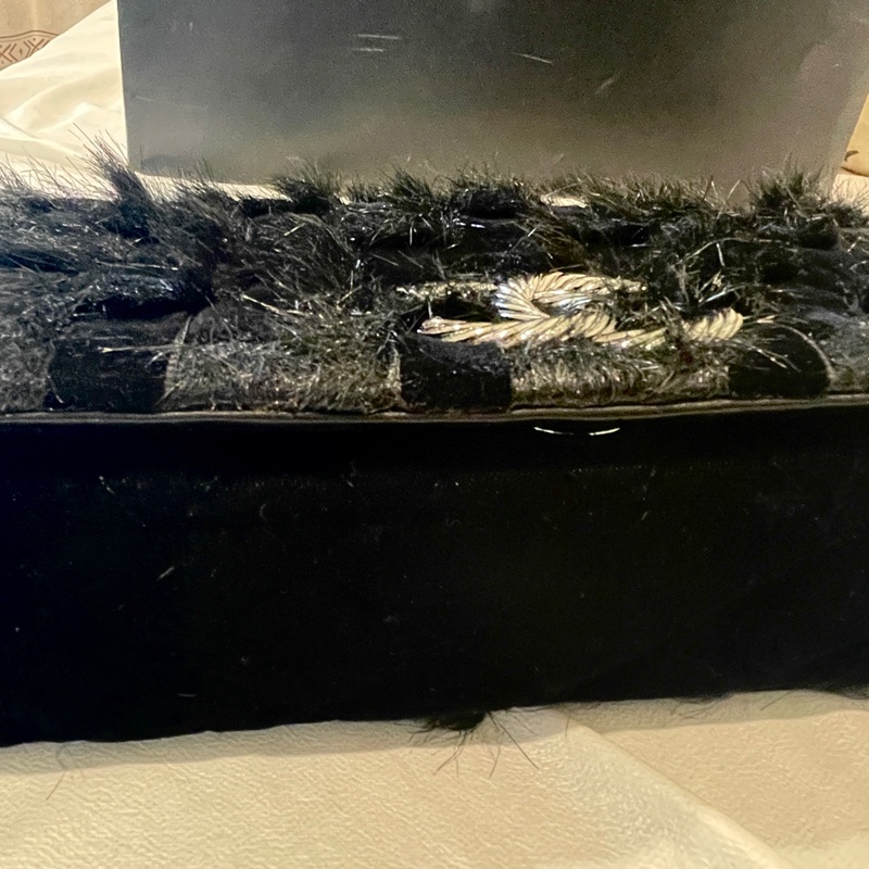 稀有毛草拼接工藝🏅超美釋出❤️❤️❤️ 香奈兒黑色拼接毛草鏈帶包 稀有毛草拼接翻蓋肩背包-23