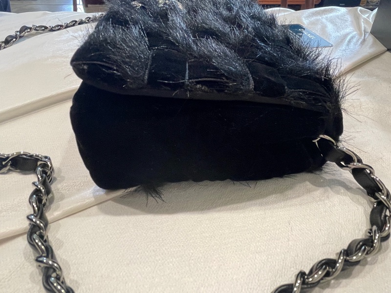 稀有毛草拼接工藝🏅超美釋出❤️❤️❤️ 香奈兒黑色拼接毛草鏈帶包 稀有毛草拼接翻蓋肩背包-26
