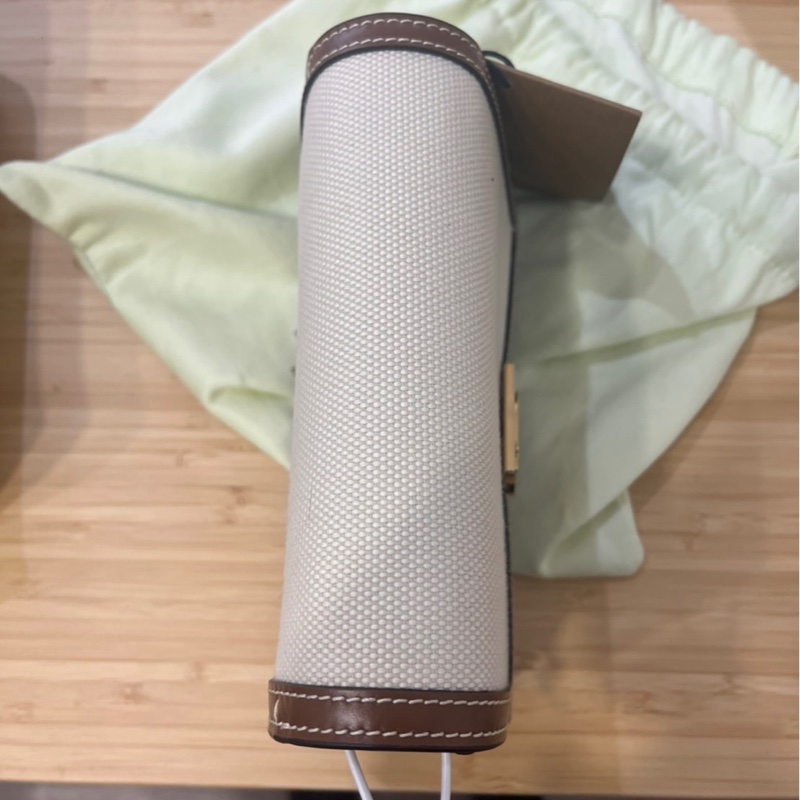 BURBERRY 巴寶莉 mini TB金字 LOGO帆布翻蓋迷你肩背/斜背包(麥芽棕色)-13