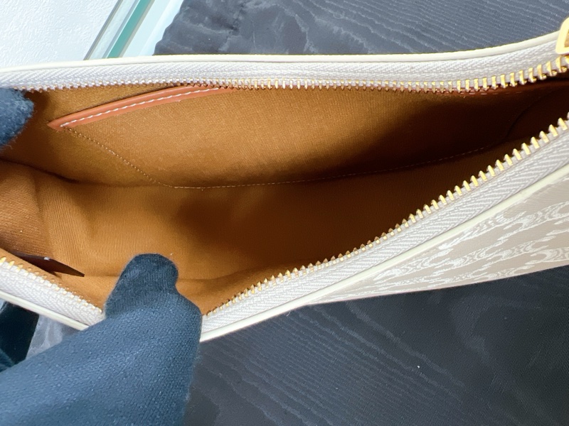 Celine Ava Medium 腋下包中號 米灰色-9