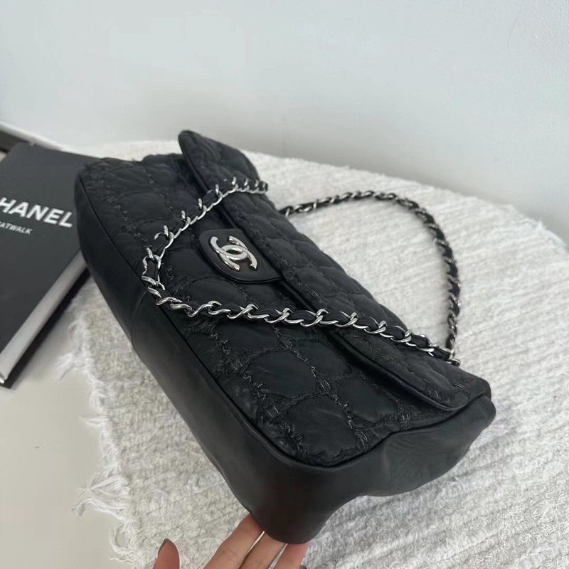 香奈兒 Chanel 毛呢外縫線泡芙機場包xl-2